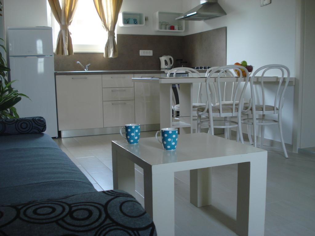 Apartment Maslina بيوغْغاد نا موغو الغرفة الصورة